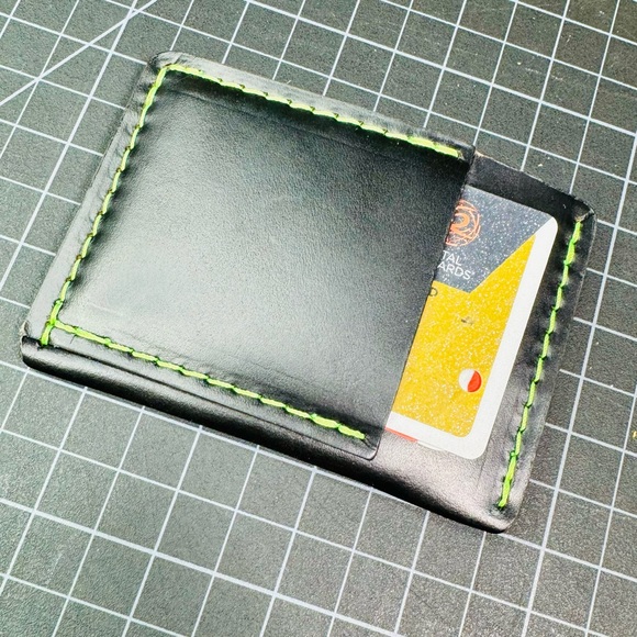 travel wallet ultra slim Horween (American) leather front pocket - Picture 5 of 7